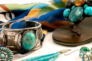 Accessories / Ornaments